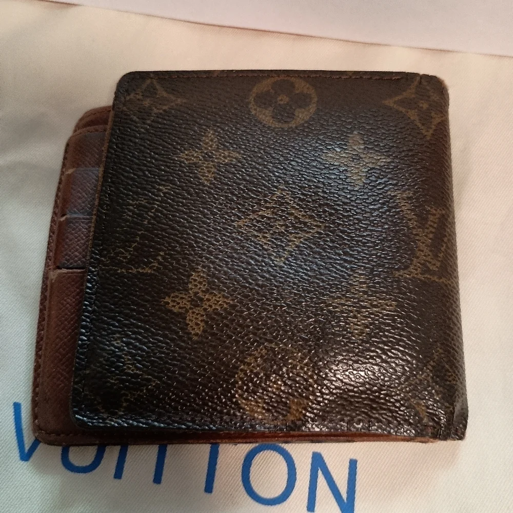 Louis Vuitton Multiple Wallet Monogram Canvas Authentic